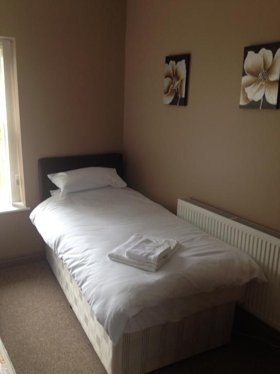 Coach & Horses Bed & Breakfast Tredegar Rom bilde