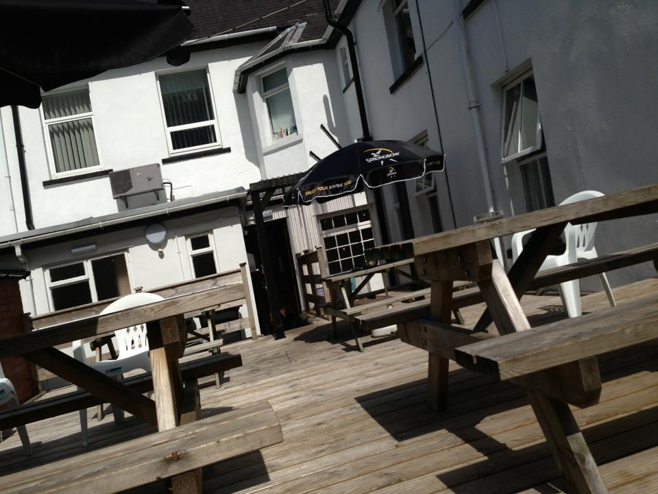 Coach & Horses Bed & Breakfast Tredegar Eksteriør bilde