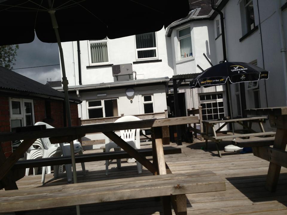 Coach & Horses Bed & Breakfast Tredegar Eksteriør bilde